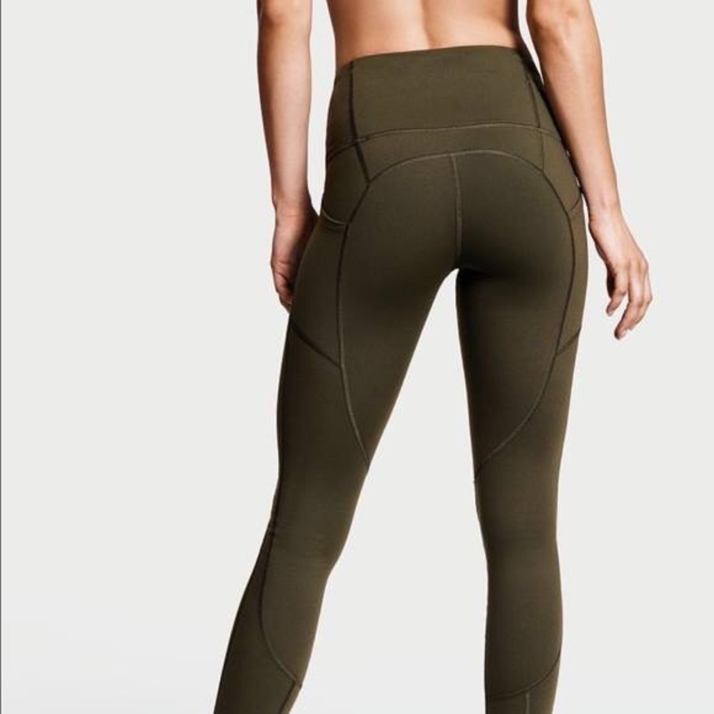 VS knockout Leggings